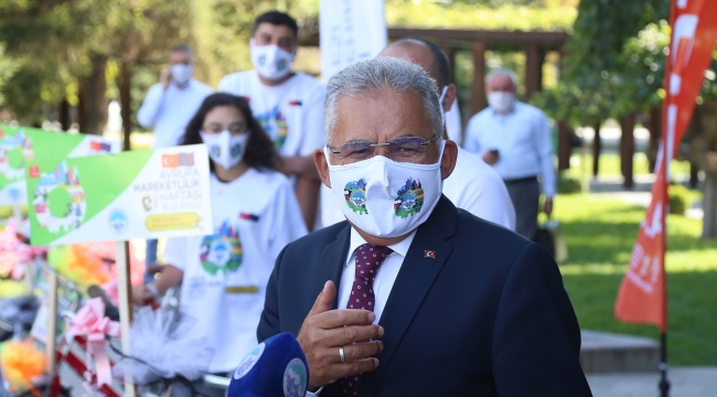 Büyükşehir'den bisiklet kazanan 5 talihliye ödülleri verildi