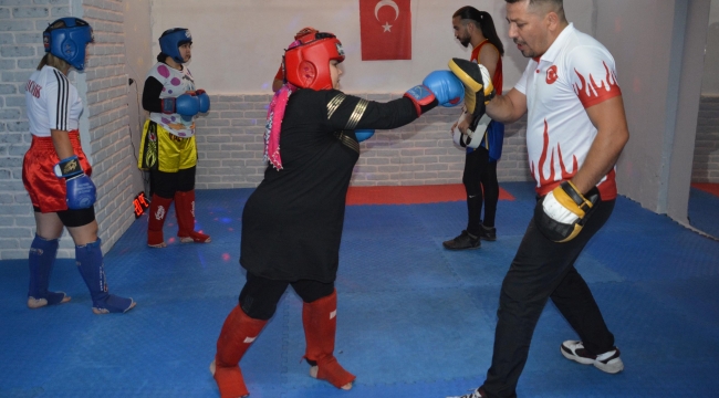 Kadınlara ücretsiz savunma kursu başladı