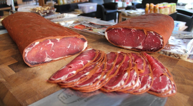 Kayseri'deki pastırma ve sucuk üreticileri, tüketicileri uyardı