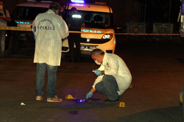 Kayseri'de silahlı kavga: 3'ü ağır, 4 yaralı