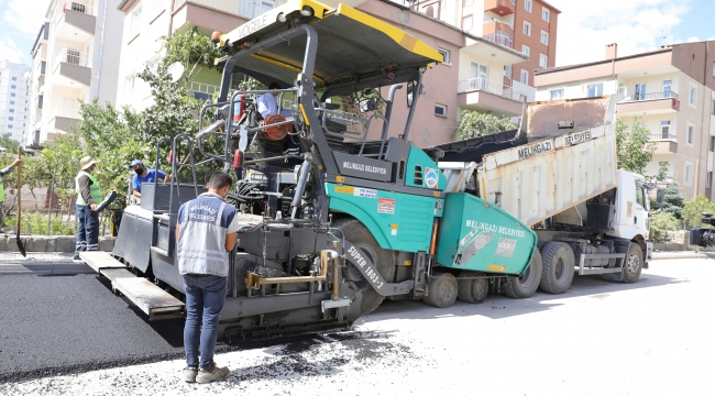KEYKUBAT MAHALLESİNDE BAZALT ZEMİNLİ OTOPARK VE YAYA YOLU ÇALIŞMASI