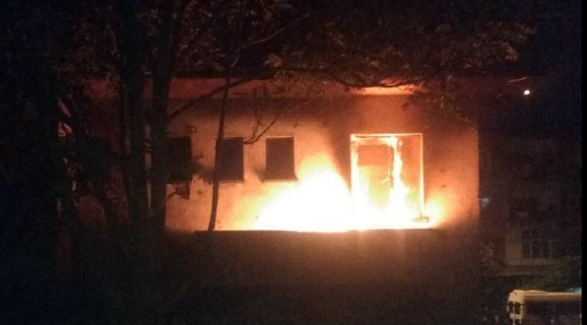 MADDE BAĞIMLILARI METRUK EVİ YAKTI