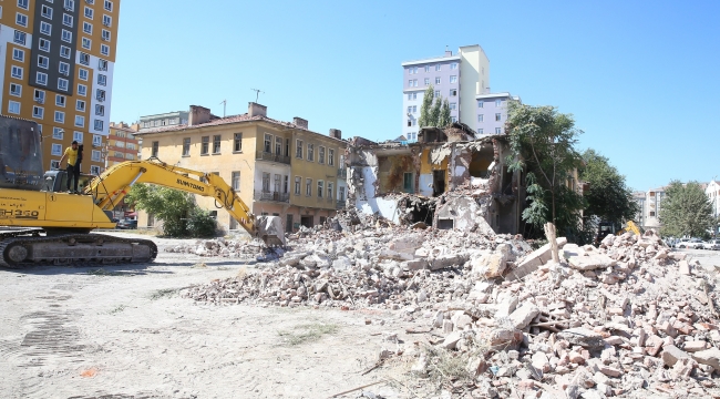 Memduh Büyükkılıç talimat verdi, ekipler temizledi