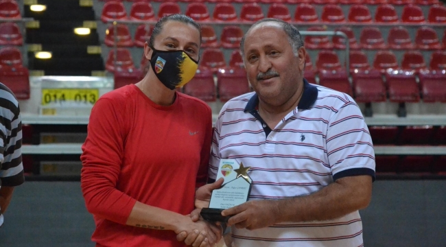 TUĞÇE CANBAZ BELLONA KAYSERİ İLE ANLAŞTI