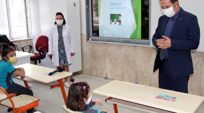 UYGULAMALI SAĞLIK EĞİTİMİ VERİLDİ