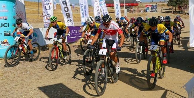 17 ÜLKEDEN 500'E YAKIN SPORCU MİSAFİR EDİLDİ