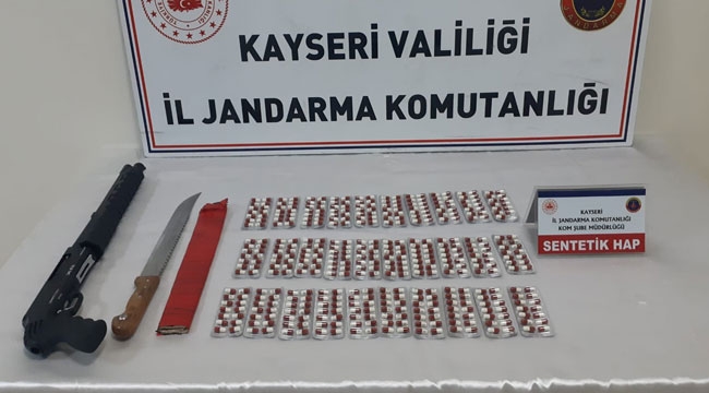 400 ADET SENTETİK UYUŞTURUCU YAKALANDI