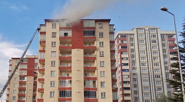 9 KATLI BİNADA YANGIN