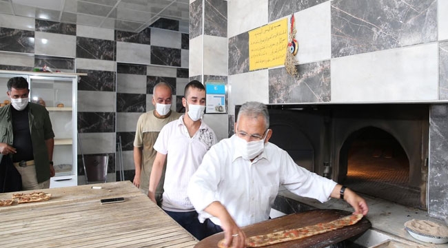 BAŞKAN BÜYÜKKILIÇ KIYMALI PİDE PİŞİRDİ