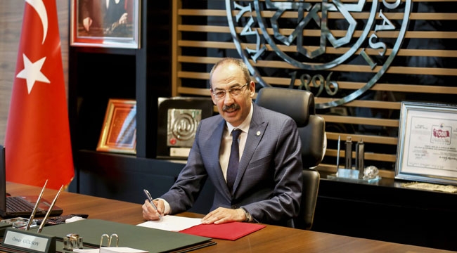 BAŞKAN GÜLSOY: 'SAHİP OLDUĞUMUZ HER ŞEYİ CUMHURİYETE BORÇLUYUZ'