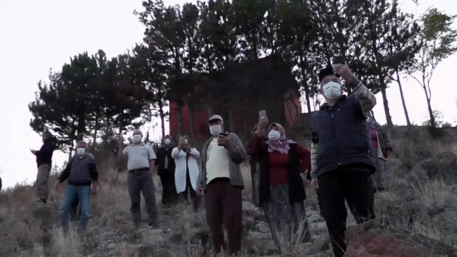 BU KÖYDE GELEN KALMAK İSTEMİYOR