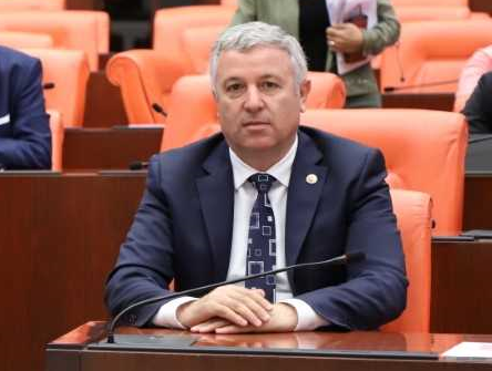 ÇETİN ARIK: ''TAKDİR DE KARAR DA YÜCE MİLLETİMİZİN''