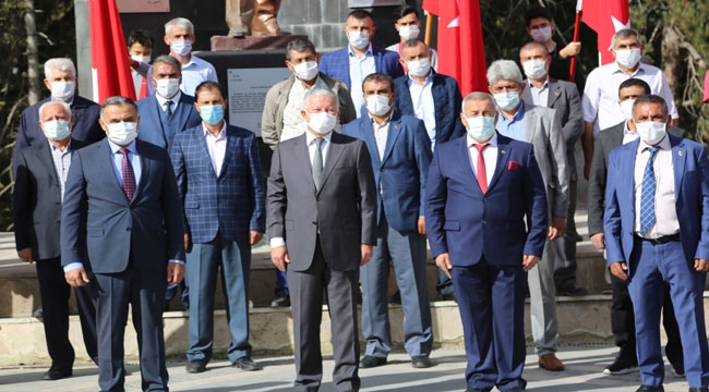 DEVELİ'DE MUHTARLAR GÜNÜ KUTLANDI