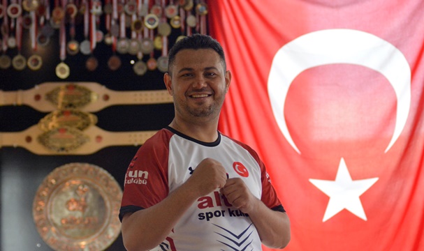 "GAZİ ARKADAŞLARA ÖRNEK OLMAM GEREKTİĞİNİ FARKETTİM"