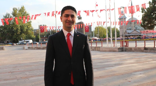 İSMAİL ÖZDEMİR: 'İŞ YERİ İSİMLERİ TÜRKÇE OLSUN'