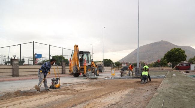 MELİKGAZİ BELEDİYESİ OKULLARA KATKI SAĞLIYOR