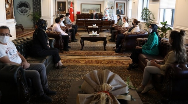 PALANCIOĞLU MİMARLIK GÜNÜNÜ KUTLADI