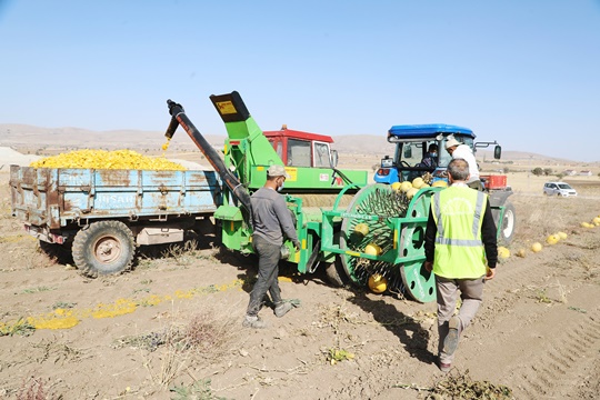 TALAS BELEDİYESİ'NİN TARIMA DESTEĞİ SÜRÜYOR