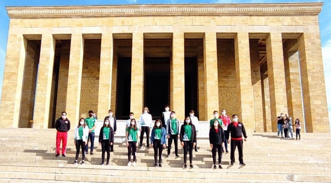 TOHM SPORCULARINDAN ANITKABİR'E ZİYARET