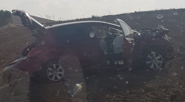 TRAFİK KAZASI: 1 ÖLÜ 3 YARALI