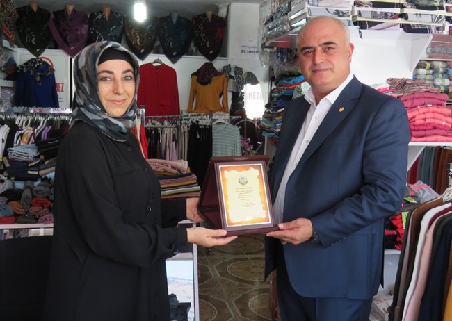 YAHYALI'NIN AHİSİ NEZİHA YÖNDEM OLDU