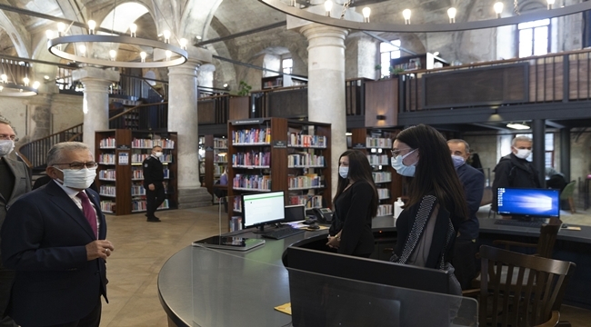 BAŞKAN MEMDUH BÜYÜKKILIÇ'TAN MERYEM ANA ŞEHİR KÜTÜPHANESİ'NE ZİYARET