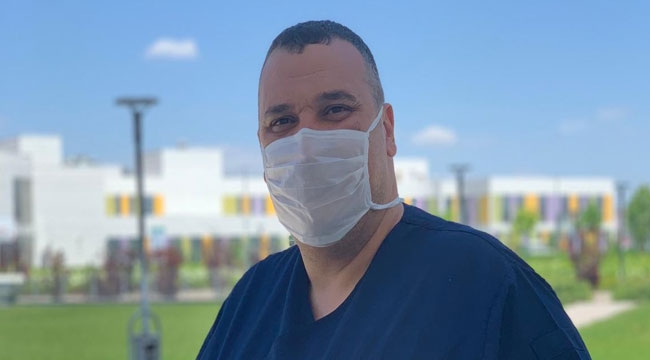 COVİD-19'U YENEN SAĞLIK MEMURU GÖREVE DÖNDÜ