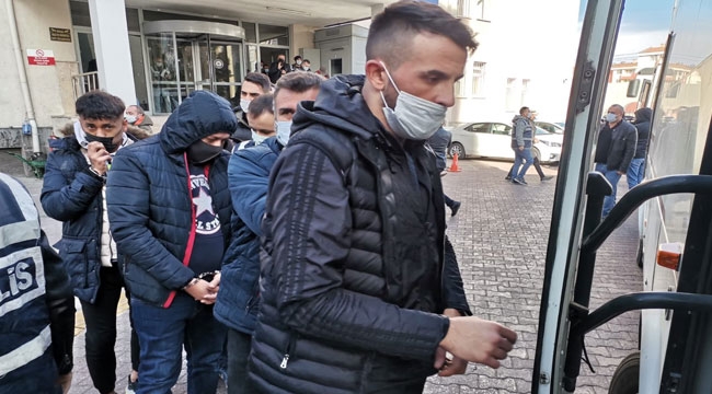 EŞ ZAMANLI OPERASYON: 17 GÖZALTI