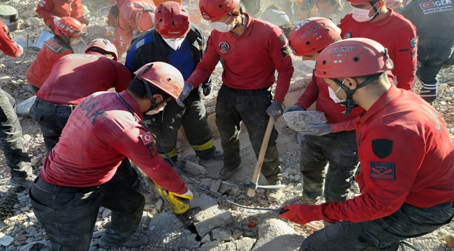 KAYSERİ'DEN 5 KİŞİLİK JAK TİMİ GİTTİ