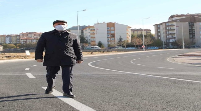 KOCASİNAN KONFORLU VE GÜVENLİ YOL YAPIYOR