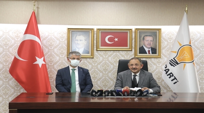 MEHMET ÖZHASEKİ PROJELERİ DEĞERLENDİRDİ