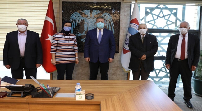 MELİKGAZİ 7 AYRI BÖLGEDE MUHTARLA BULUŞUYOR