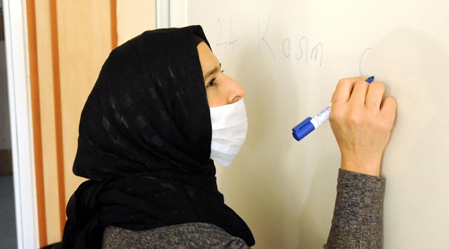 ÖĞRETMENLİK AŞKI ENGEL TANIMADI