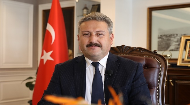 PALANCIOĞLU: '82. YILINDA SAYGI İLE ANIYORUZ'