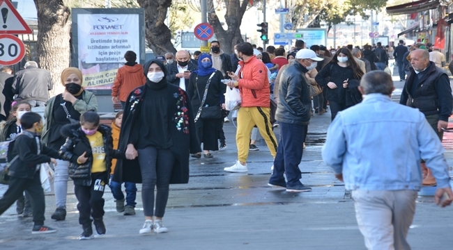 VATANDAŞLAR 'KRİTİK NOKTAYA GİDİYORUZ' PAYLAŞIMINI DEĞERLENDİRDİ