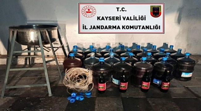 700 LİTRE KAÇAK İÇKİ ELE GEÇİRİLDİ