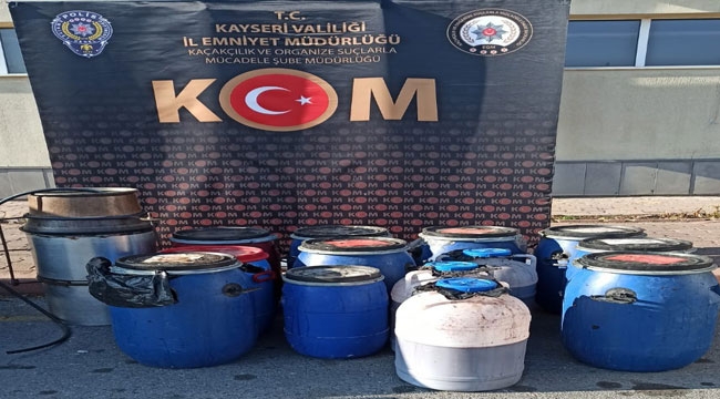 702 LİTRE KAÇAK ŞARAP ELE GEÇİRİLDİ