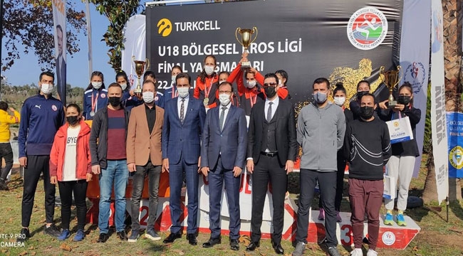 ADANA'DAN MADALYA İLE DÖNDÜLER