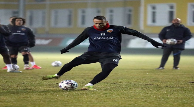 ANTALYASPOR HAZIRLIKLARI BAŞLADI