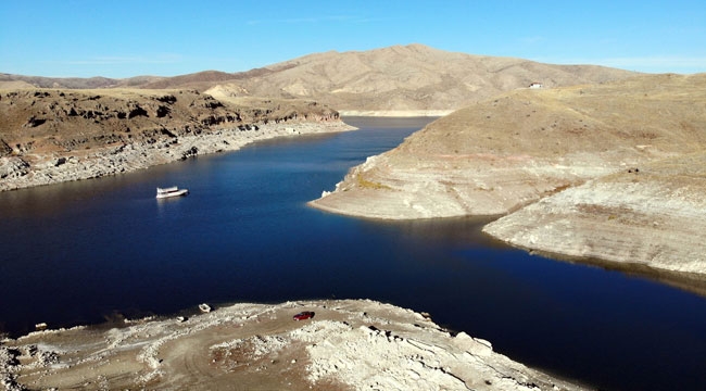 BARAJIN SUYU ÇEKİLDİ