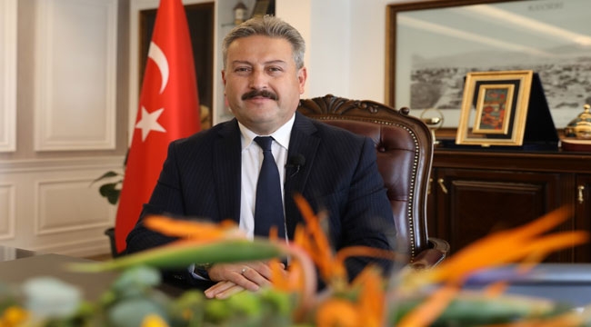 BAŞKAN PALANCIOĞLU'NDAN BASIN MENSUPLARINA KUTLAMA