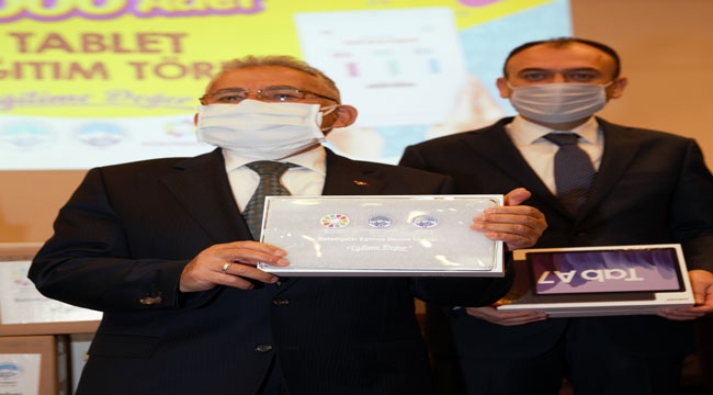 BÜYÜKŞEHİR TABLETLERİ SAHİPLERİNE ULAŞTIRIYOR
