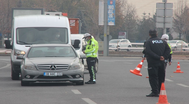 CADDE VE SOKAKLAR BOŞ KALDI