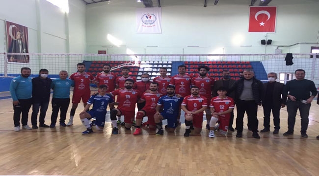 DEVELİ BELEDİYESPOR LİDERLİĞİ BIRAKMADI