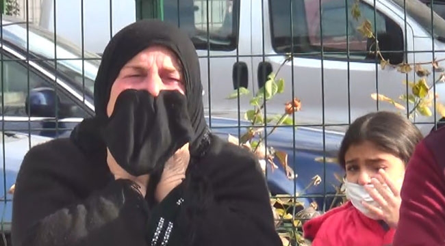 EVİNİN YANDIĞINI AĞLAYARAK İZLEDİ