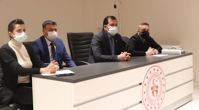 KABAKCI'DAN ATLETİZM ANTRENÖRLERİNE TOPLANTI