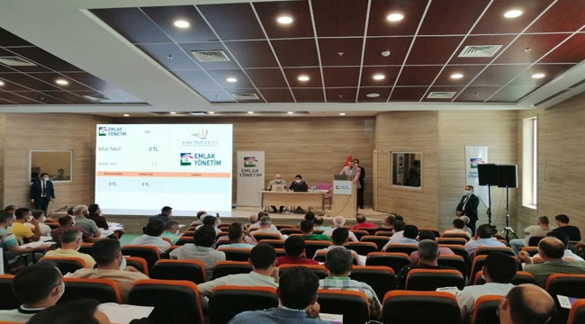 KUMSMALL AVM'DE 65 MİLYONLUK REKOR SATIŞ