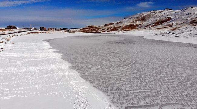 TEKİR GÖLETİ BUZ TUTTU