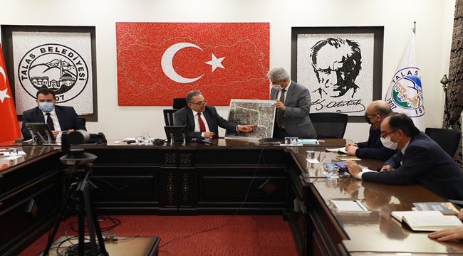 BEYAZ MASADAN, KATKI SAĞLAYANLARA TEŞEKKÜR