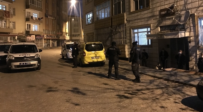 EVİNDE CANSIZ HALDE BULUNDU